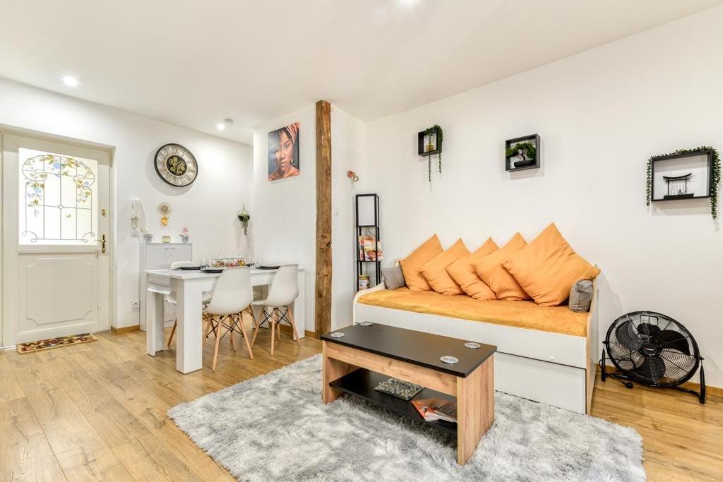 Appartement Soleil Sucre T2 Centre Historique De Narbonne Extérieur photo